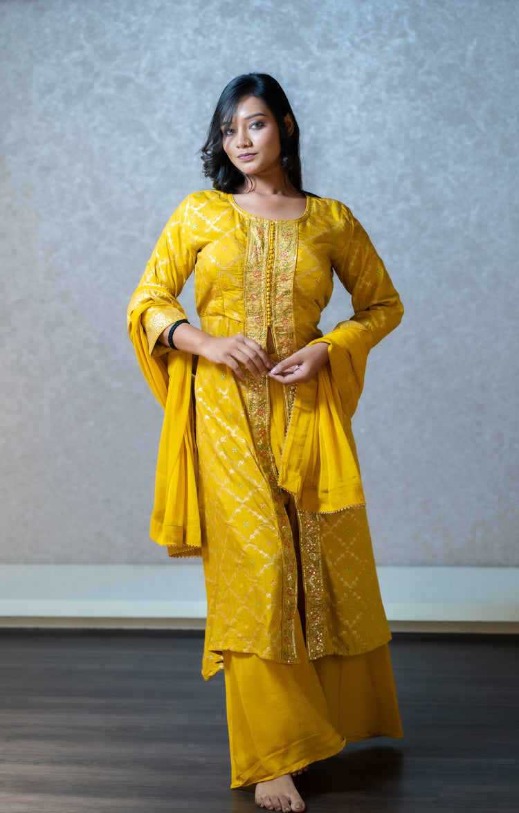 Exclusive Designer Sarees | Shop the Latest Designer Collection
