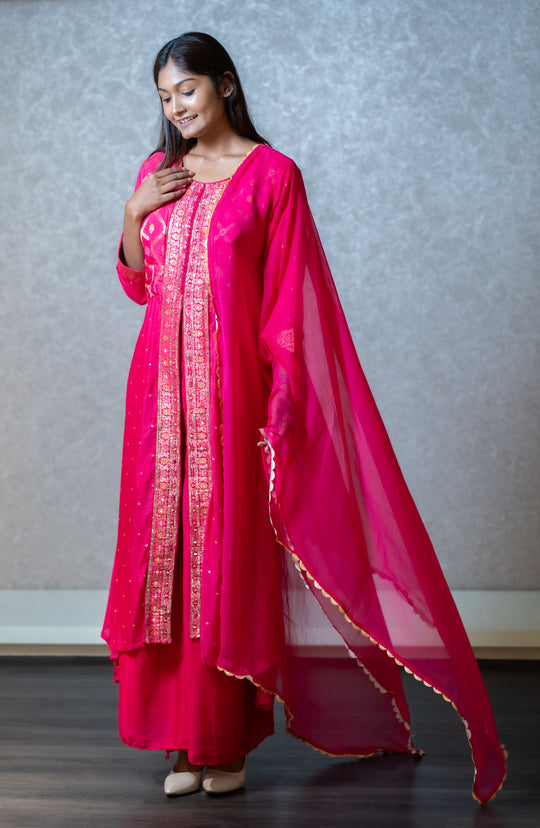 Exclusive Designer Sarees | Weaving Culture into Contemporary Drapes